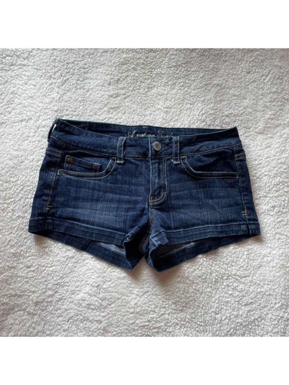 2000s American Eagle Outfitters navy blue low rise denim shorts